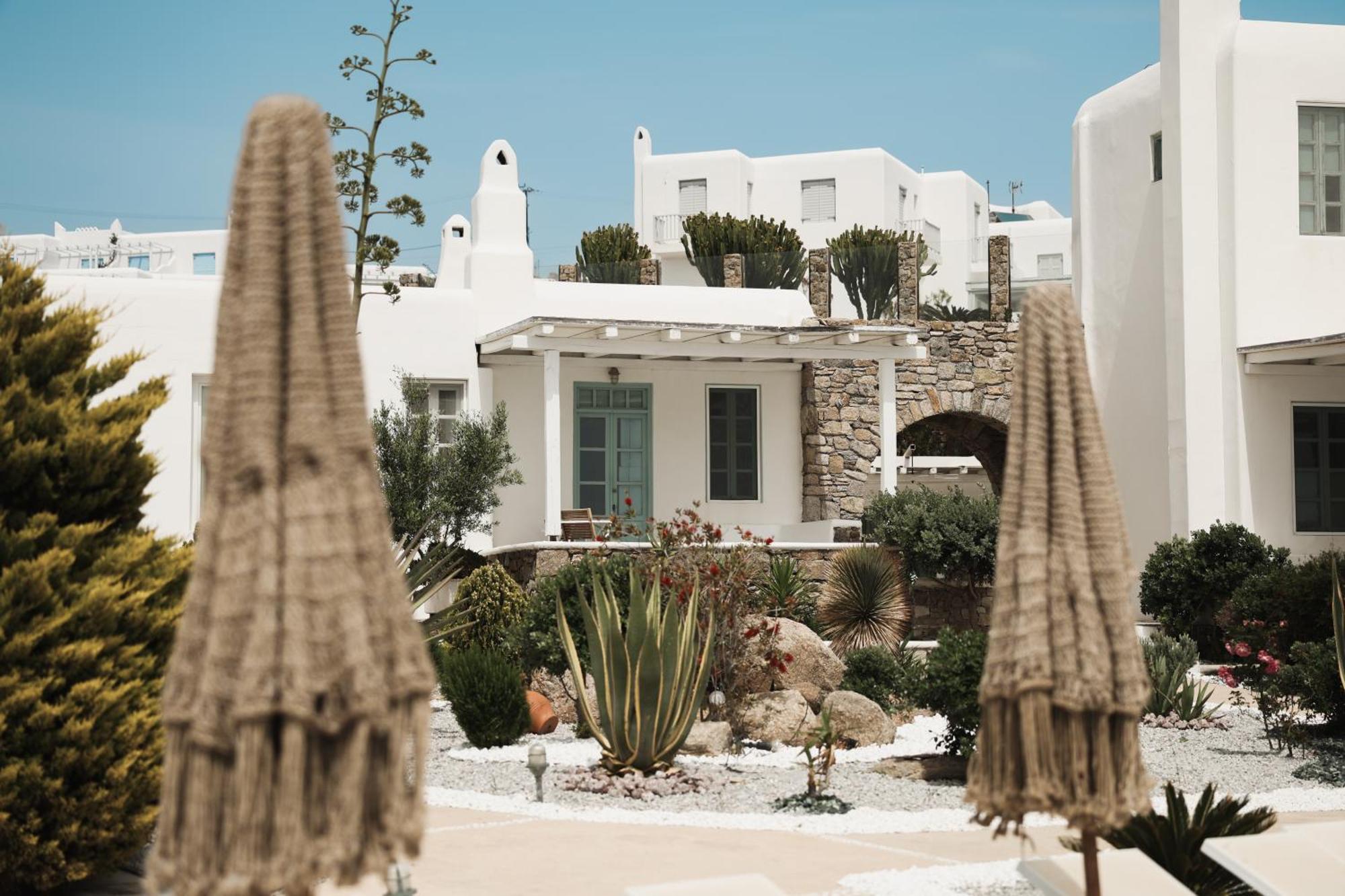 Mykonos Pantheon Kalo Livadi